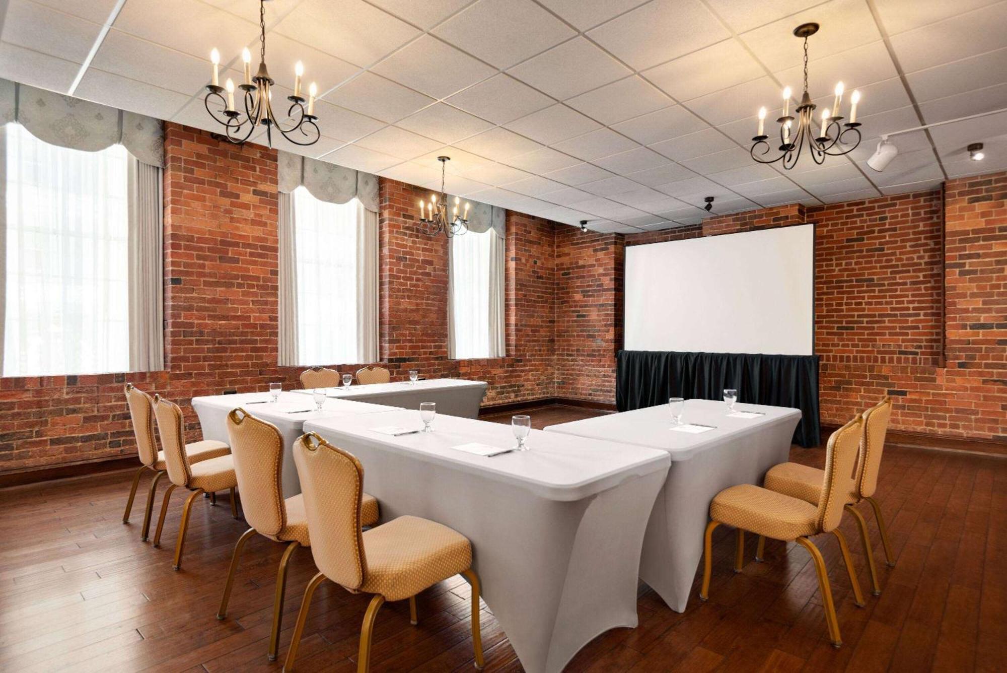 The Historic Brookstown Inn, Trademark Collection By Wyndham 3*
